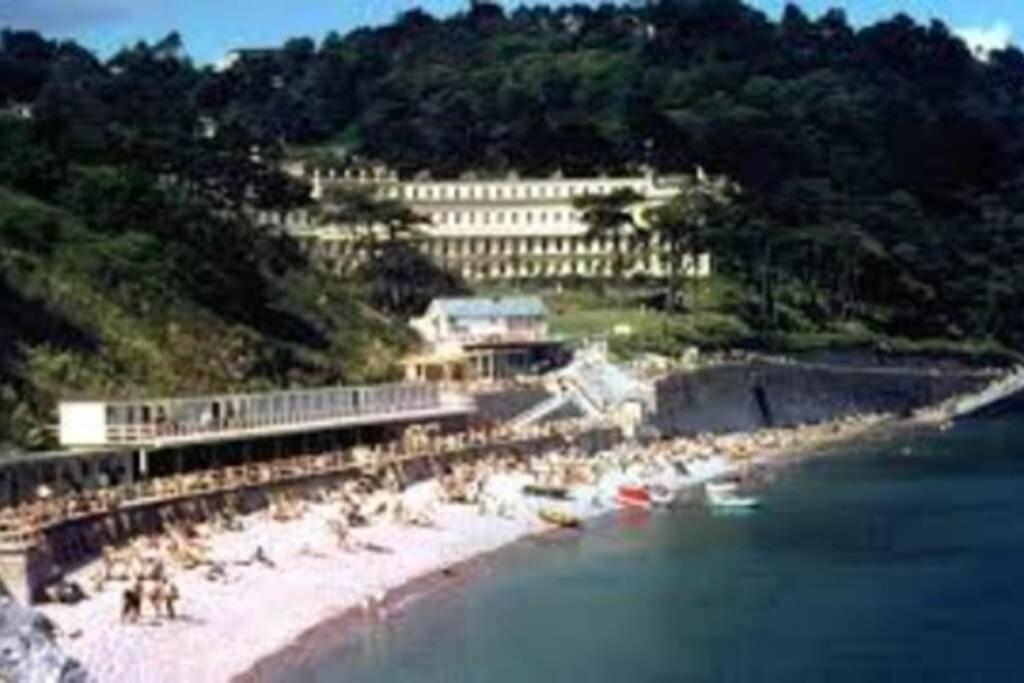 **Sunny And Bright, Thatchers Rock One Bed Beach Front Apartment*** Торки Экстерьер фото